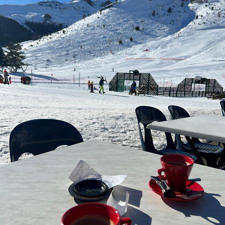 Val Louron Hautes Pyrénées Superbe appartement tout confort au pied des pistes 4 personnes Génos Esterno foto